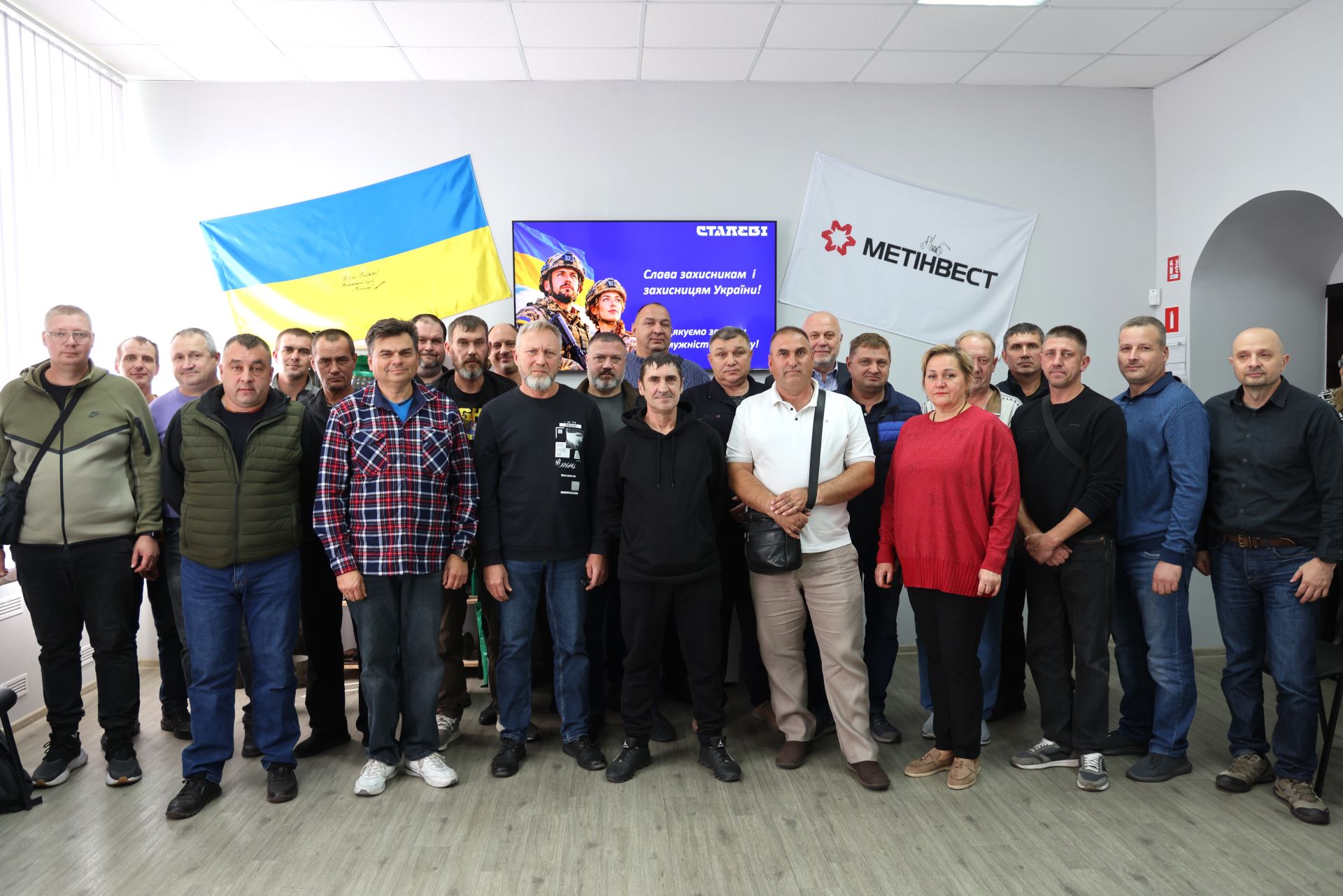 Пам’ять, підтримка і спільне майбутнє: активісти ветеранської спільноти «Сталеві» зустрілися з генеральним директором Каметсталі